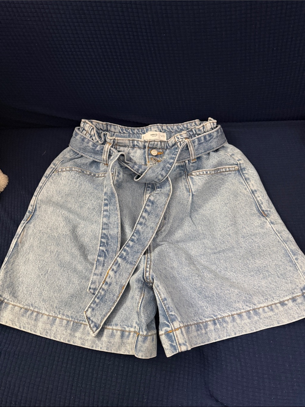 NWOT Mango Light Blue Paperbag Waist Denim Shorts with Tie - size small